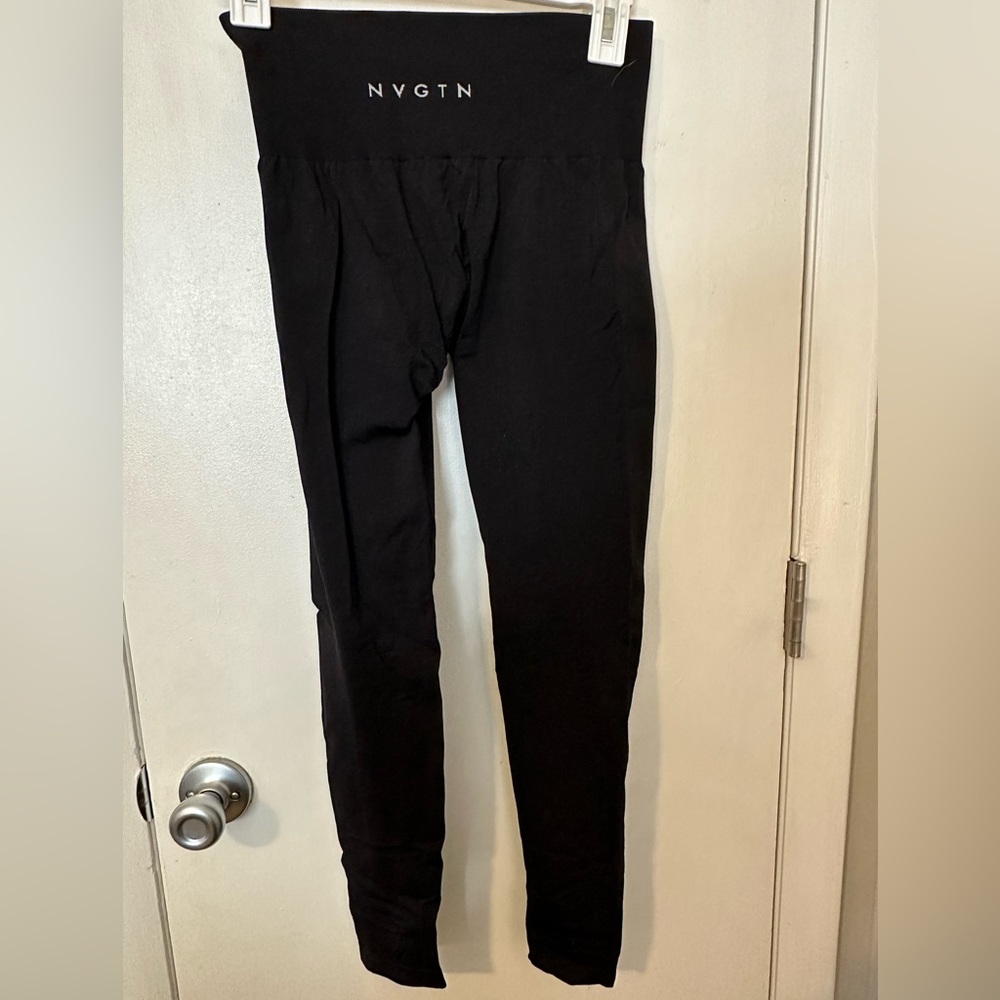 NVGTN Black Solid Seamless Leggings